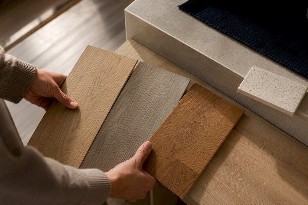 Bodenmuster neben der Küchenarbeitsplatte im Materialstudio